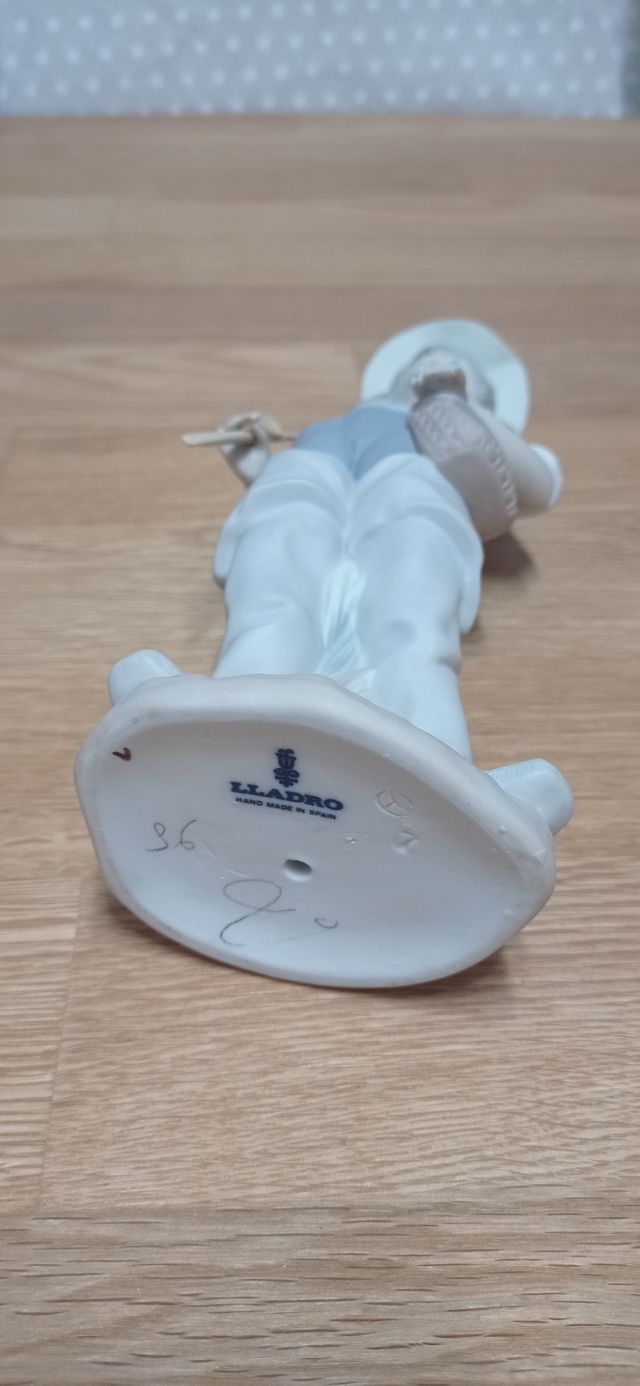 Figura Lladró Niño Pescador