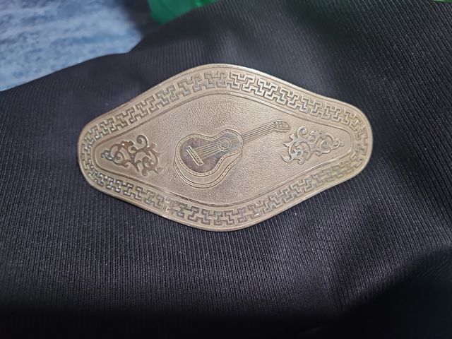 Hebilla Cinturón Mariachi Dorada y plata edad.