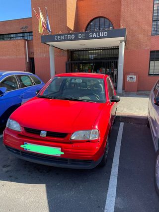 SEAT Arosa 2002