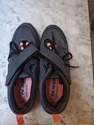 Zapatillas MTB ciclismo, grises y rosas