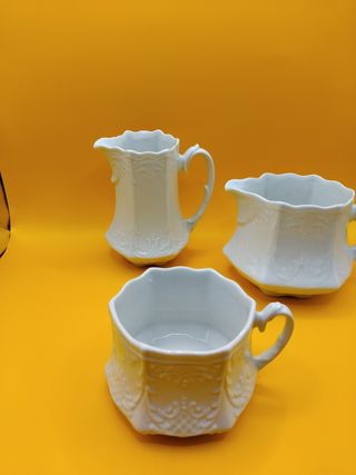 Juego 3 Jarras Porcelana Blanca