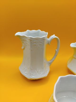 Juego 3 Jarras Porcelana Blanca