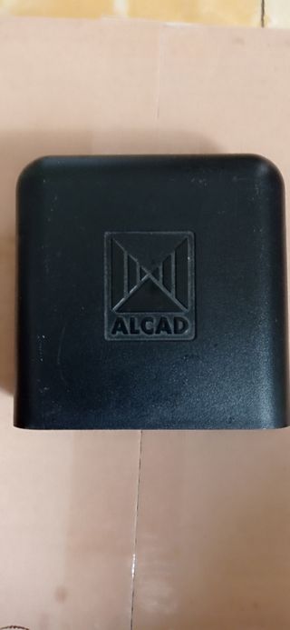 Amplificador de antena ALCAD AM-266