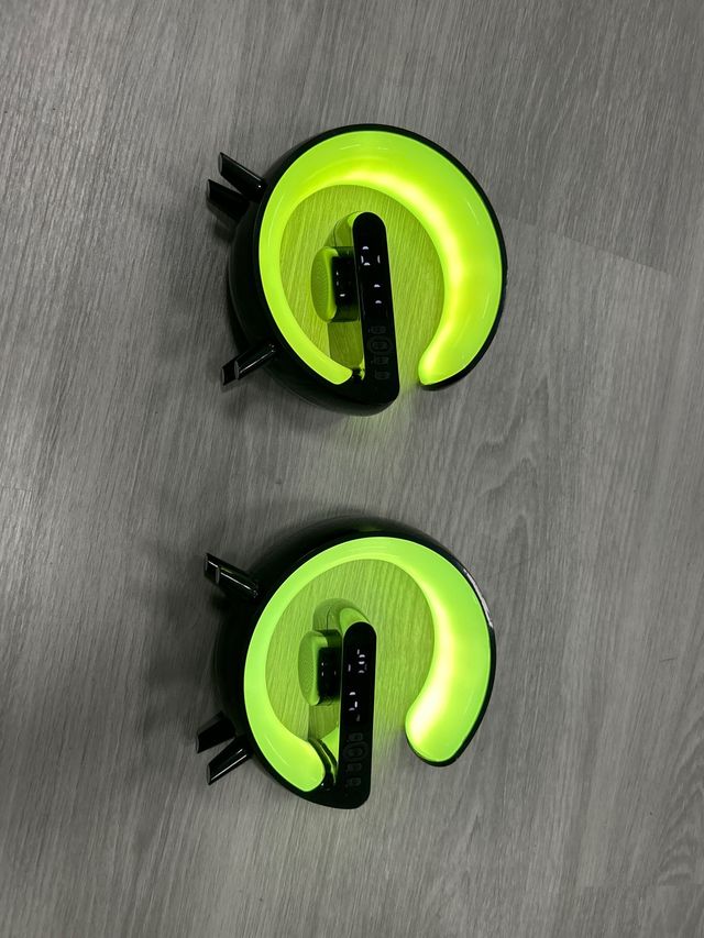 2 Relojes despertadores led