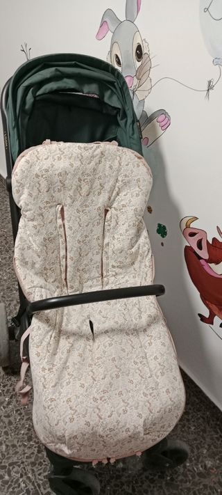 Silla paseo Loola bebé verde