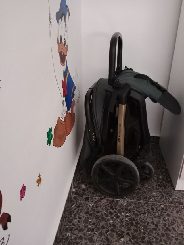 Silla paseo Loola bebé verde