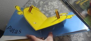 Lote 2 cuentos+ peluche de El pollo Pepe 