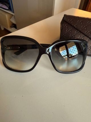 Gafas sol Gucci - negras