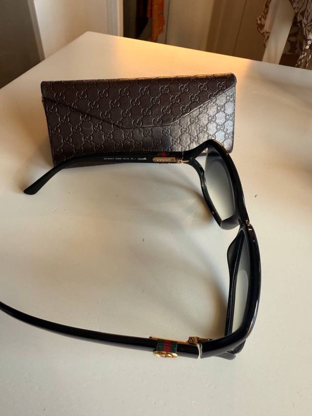 Gafas sol Gucci - negras