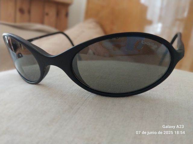 Óculos de sol infantil Bollé - preto