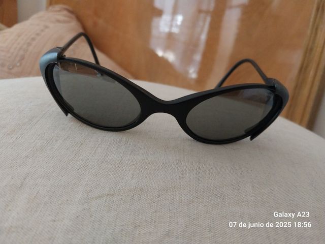 Óculos de sol infantil Bollé - preto