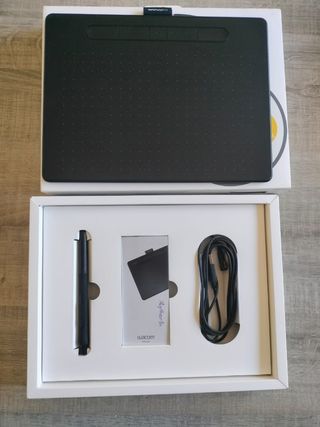 Wacom Intuos - Tablet gráfica nueva