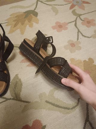 Sandalias negras plataforma