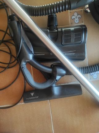 Aspiradora Filterqueen 902