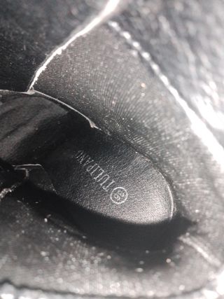 Botines negros tacón