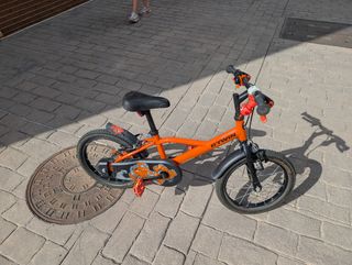 Bicicleta niño Btwin 16" naranja