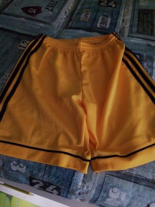 Shorts Adidas Amarillos
