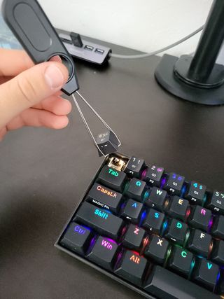 Teclado inhalambrico Redragon K530 Draconic 60%