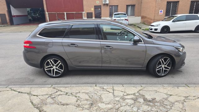 Peugeot 308 2018