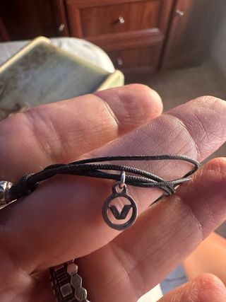 Pulsera corazón plata negra