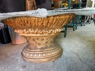 Mesa centro dorada - Estilo clásico