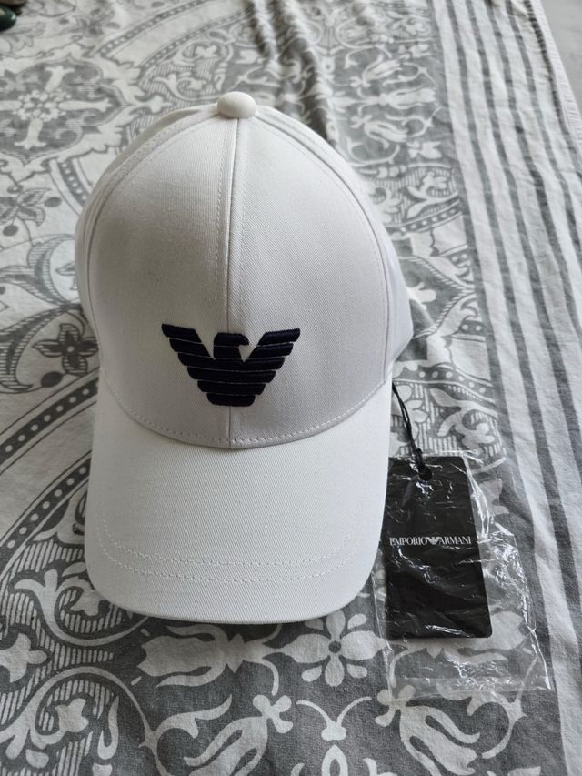 Gorra Emporio Armani blanca