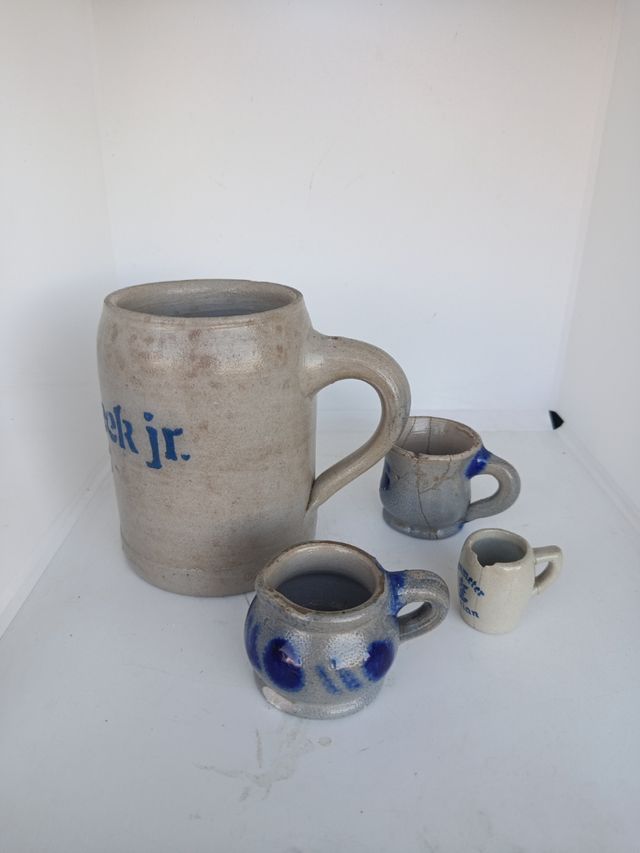 Jarra cerveza alemana + 2 miniaturas