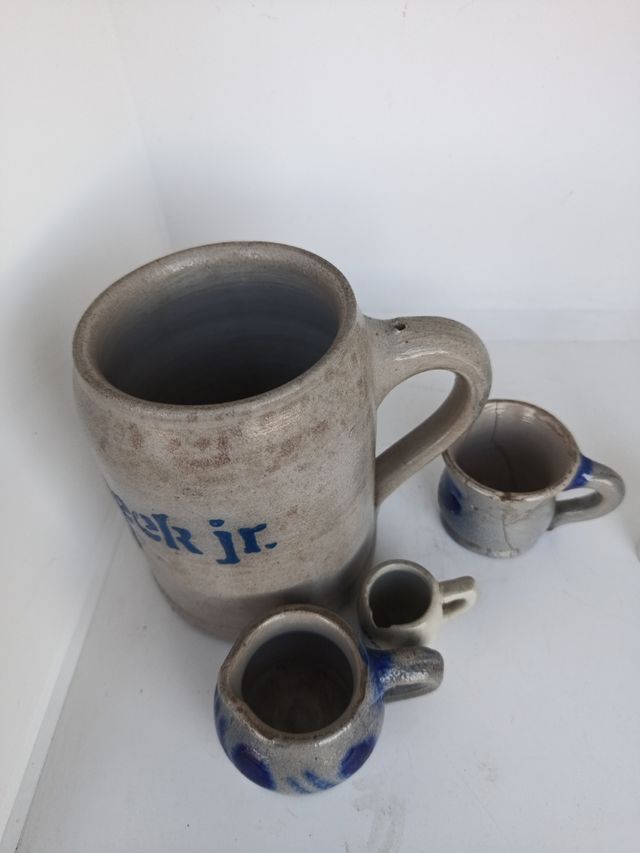 Jarra cerveza alemana + 2 miniaturas