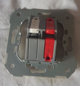 Interruptores y enchufes | Variados