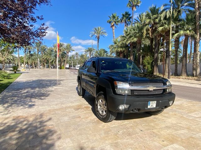 Chevrolet Avalanche  2002