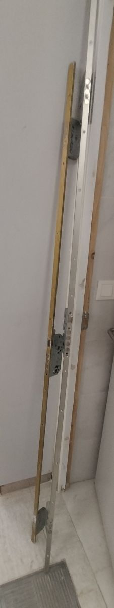 Cerradura 3 puntos - 190cm