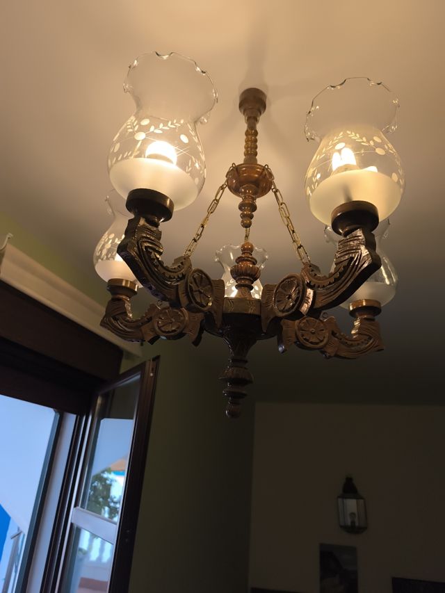 Lampara Artesanal Madera  Cinco brazos