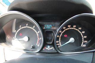 Ford Fiesta Trend 1.25 82CV – 2015 – 123.000 km – 