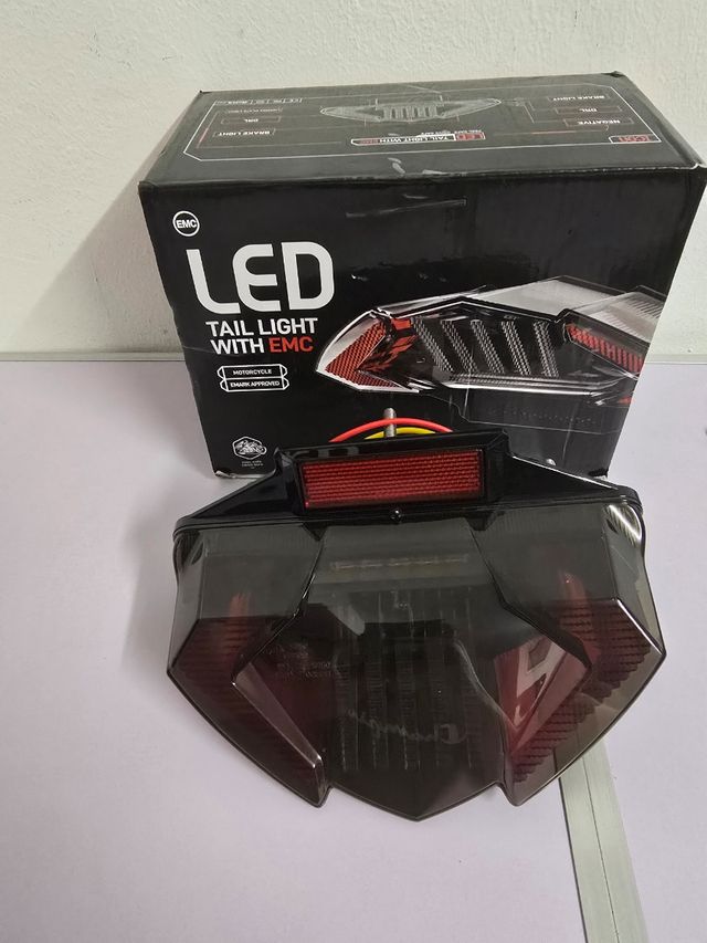 Luz trasera LED moto BMW F650