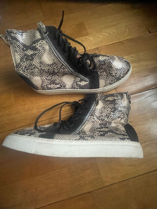 Botines serpiente beis/marrón