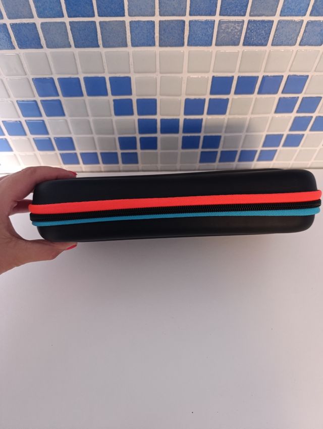 Funda rígida Nintendo Switch