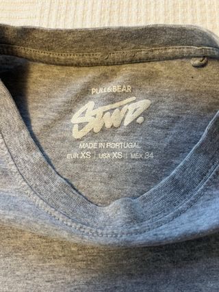 Camiseta LA Pull&Bear XS Gris