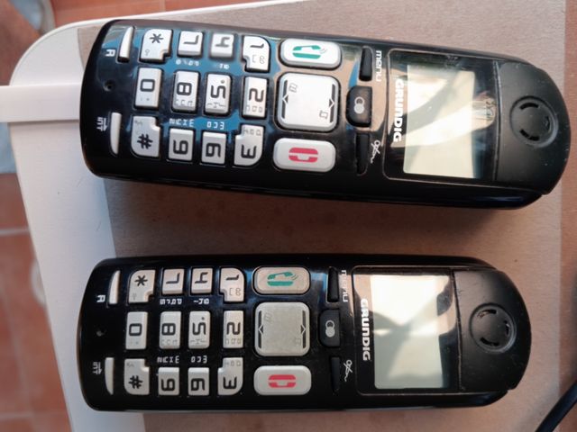 Teléfono inalámbrico Grundig - 2 unidades