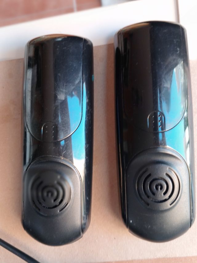 Teléfono inalámbrico Grundig - 2 unidades