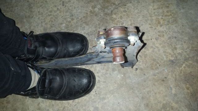 BRAZO DE SUSPENSIÓN GOLF, TOLEDO, GRUPO VAG.