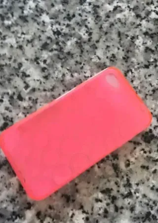 Custodia in silicone rosa per iPhone 4/4s