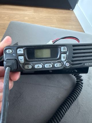 Kenwood: emisora para taxi o camion 