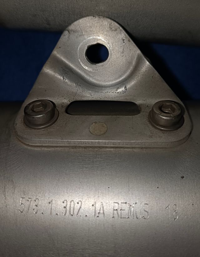 Escapes Ducati Monster 696/796/1100