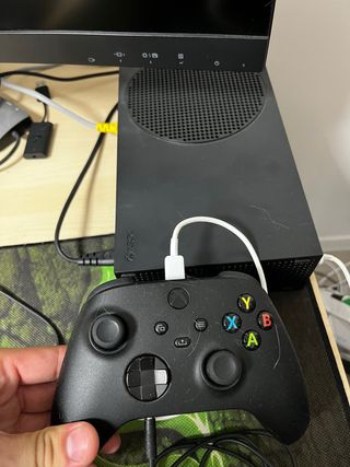 Xbox Series S 1TB - Negra + mando inalámbrico