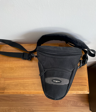 Nikon D3100 Réflex 14.2MP con objetivo 18-55mm