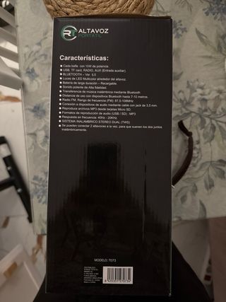 Altavoz Portátil 7073 con Luces