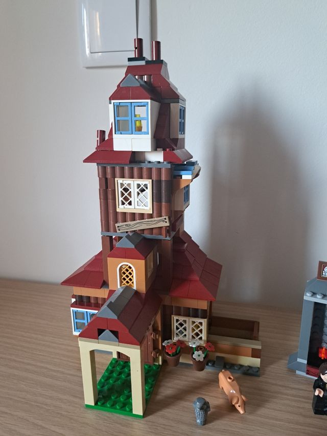 Lego Casa de los Weasley - The Burrow 4840