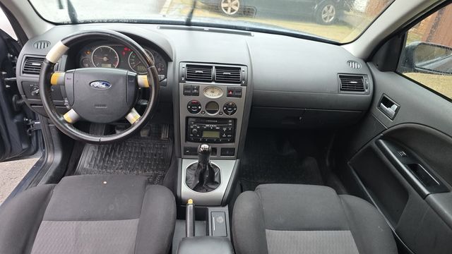 Ford Mondeo 2003