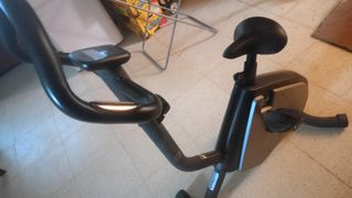 Bicicleta estática ejercicio