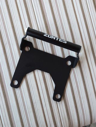 Soporte GPS Zontes 703